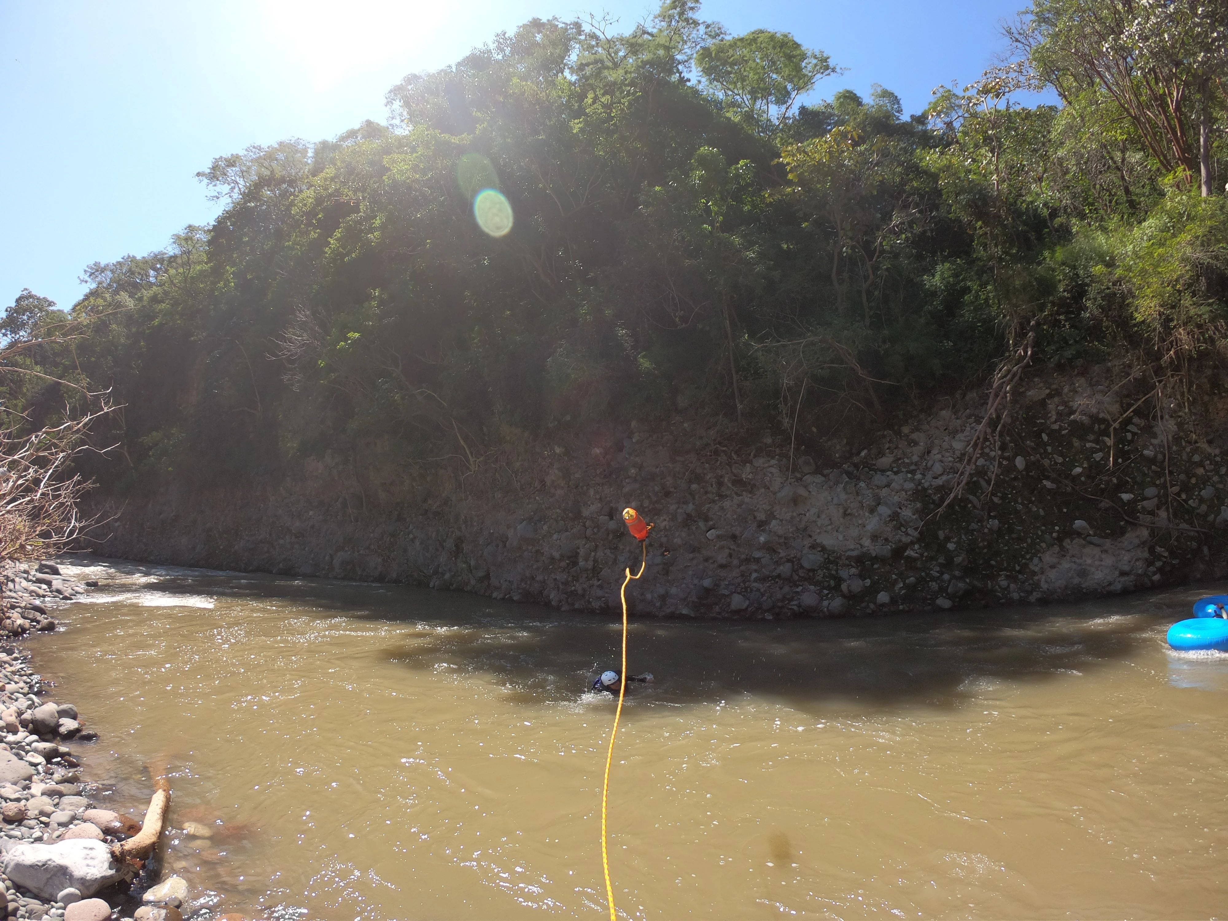 Rescate en Aguas Blancas