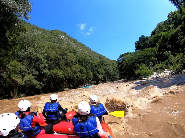 Rafting en la sección Alto Amacuzac