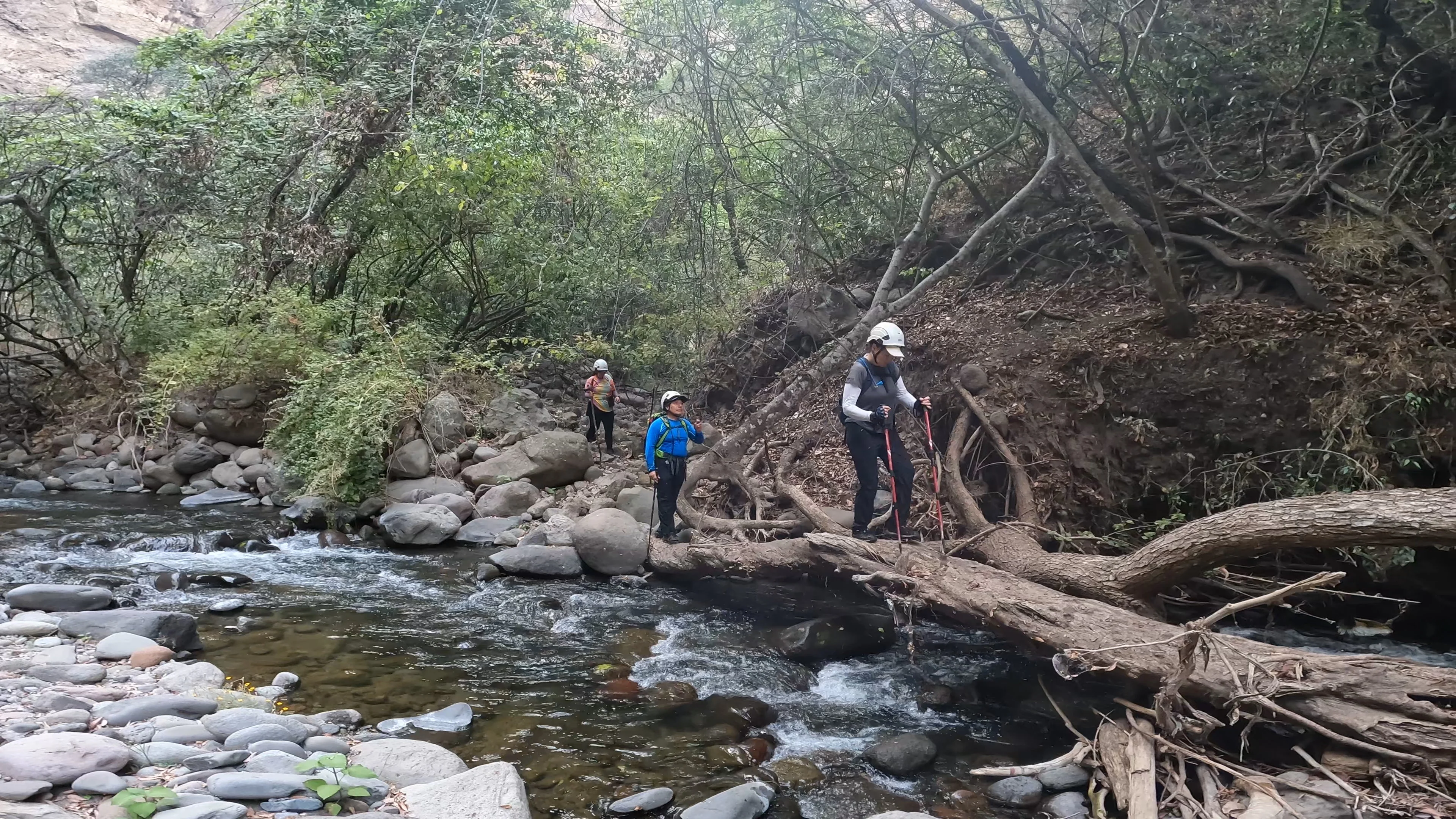 Recorriendo ríos para descubrir sus bellzas escondidas